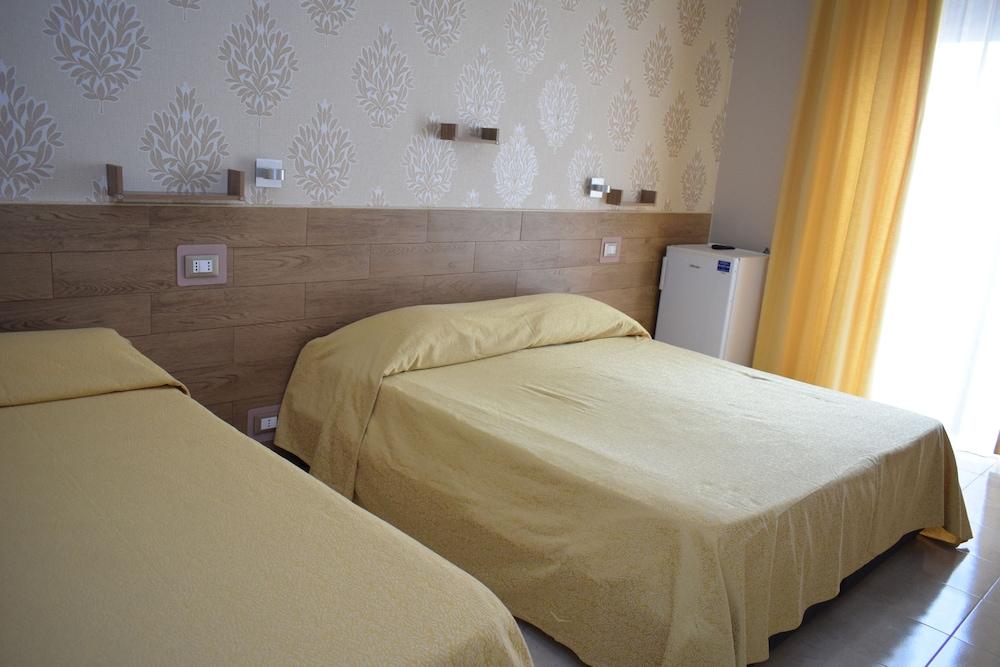 Bed & Breakfast Delle Palme 2*
